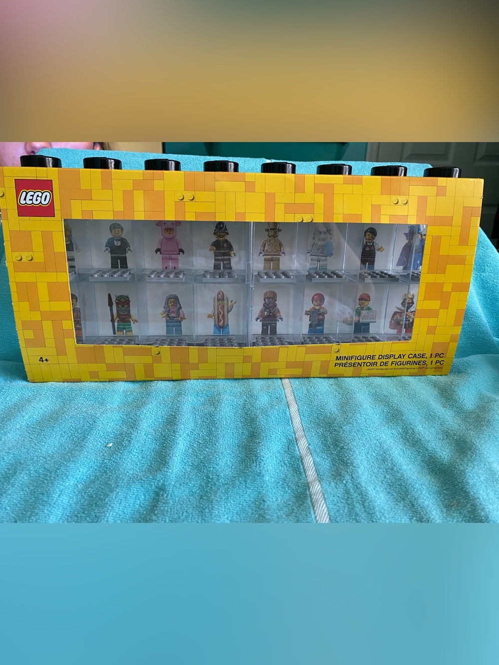 Lego Minifigure Black Display Case For 16 Figures New In Package